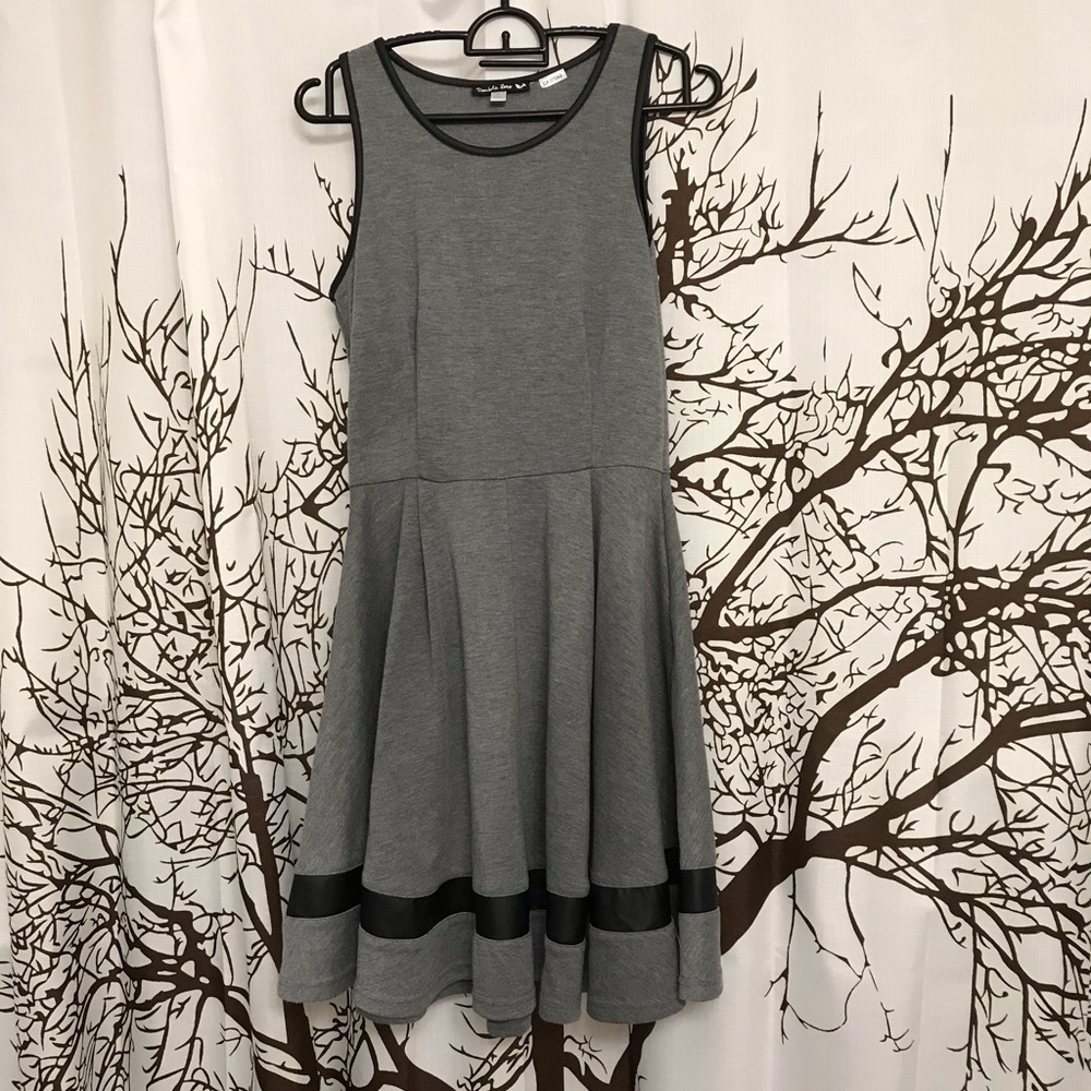 Grey and black “Double Zero” dress.
